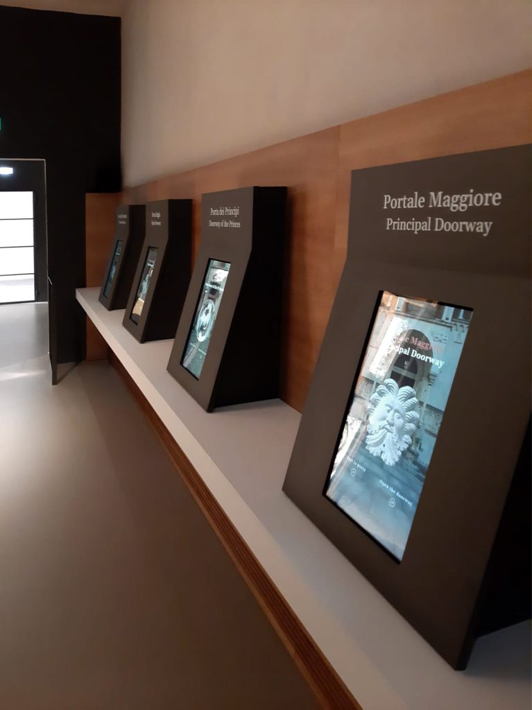 WhatsApp Image 2023-04-20 at 20.51.50 (1) allestimento multimediale presso il museo di modena realizzato da corepixx