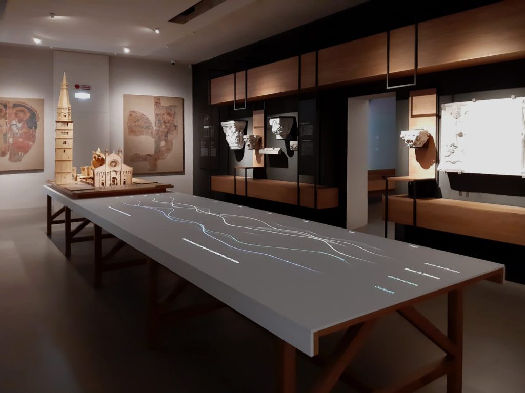 WhatsApp Image 2023-04-20 at 20.51.51 (5) allestimento multimediale presso il museo di modena realizzato da corepixx