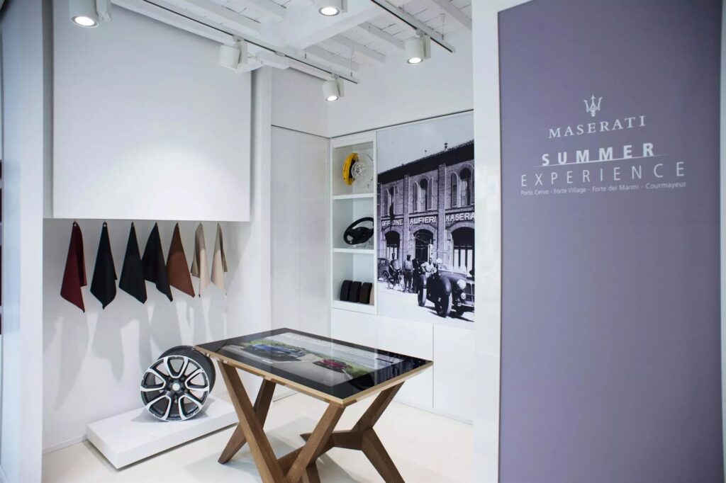 D-table-Summer-Experience-05-1